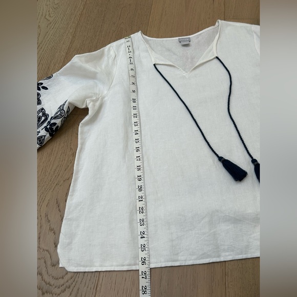 Chico's Linen Blend Blouse with Navy Blue Embroidery - Picture 10 of 11